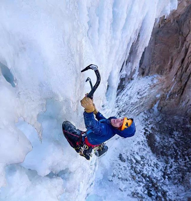 挑選沖鋒衣的時候必須要注意的幾個問題