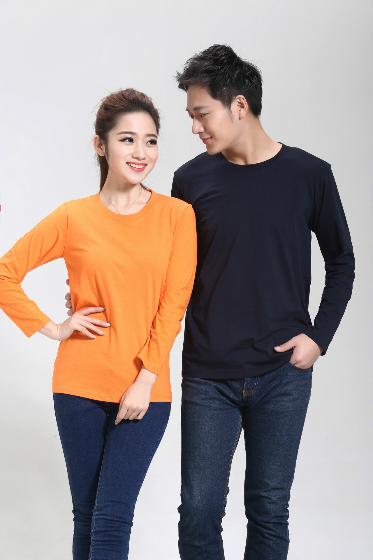 T恤衫定制如何挑選面料和款式