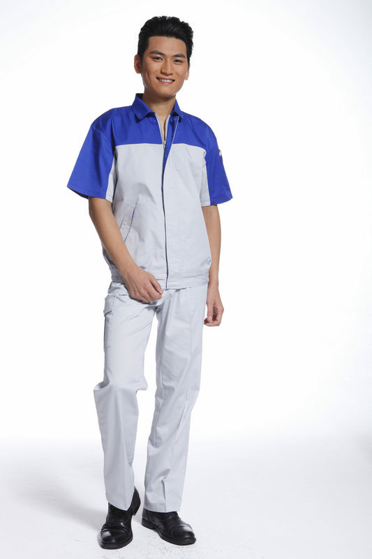 工作服的正確穿著方式是什么?褪色后應(yīng)該怎么辦?