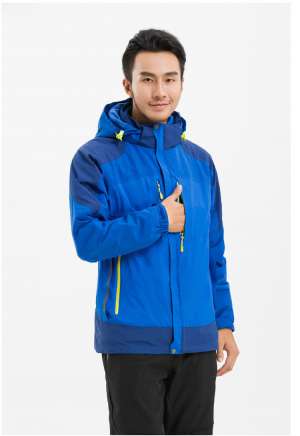 定做沖鋒衣需要注意哪些關鍵點?它與現貨有什么區別?